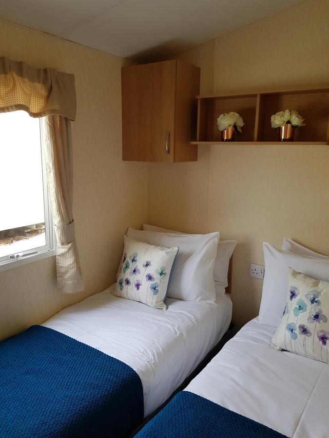 Готель Pitch & Canvas - Self Catering At Broad Oak Farm Таттенхолл Екстер'єр фото