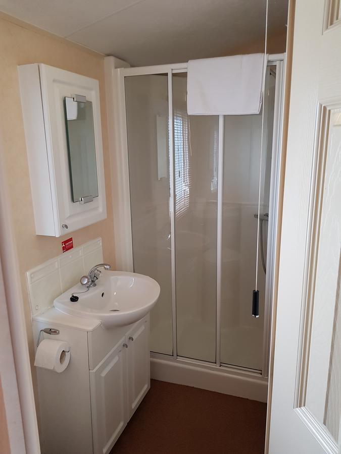 Готель Pitch & Canvas - Self Catering At Broad Oak Farm Таттенхолл Екстер'єр фото