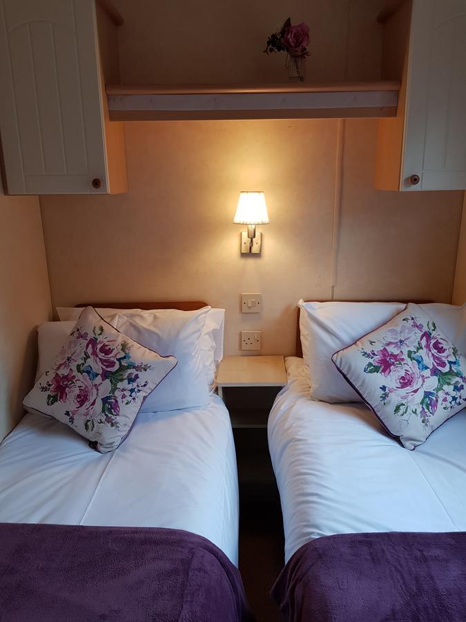 Готель Pitch & Canvas - Self Catering At Broad Oak Farm Таттенхолл Екстер'єр фото